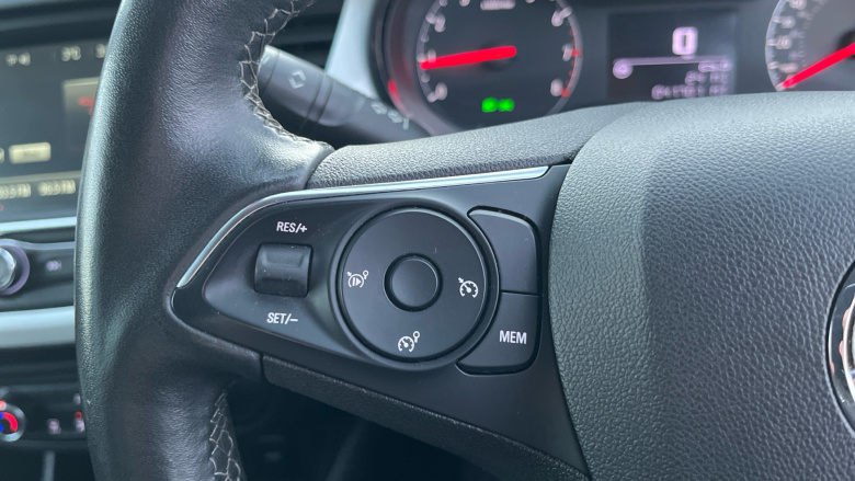 Vauxhall Crossland X 1.5 Turbo D [102] Griffin [Start Stop] Diesel Hatchback